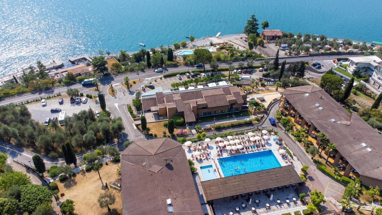 Hotel Leonardo Da Vinci Limone sul Garda Εξωτερικό φωτογραφία